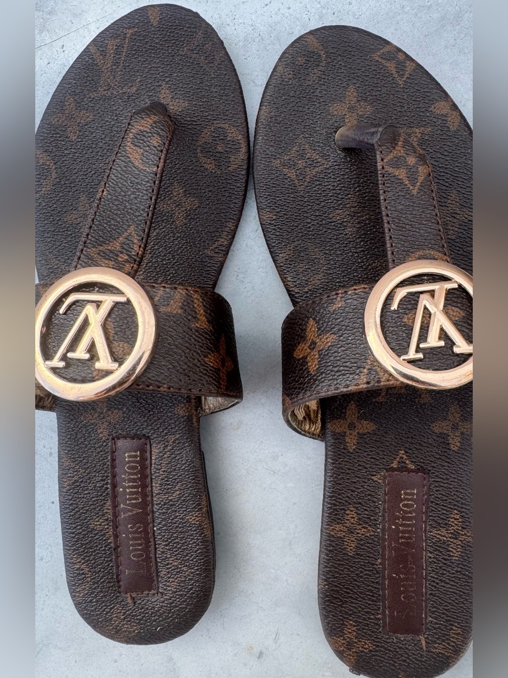 LV brown leather flip flops gold hardware EUC size 39 also USA women’s size 8